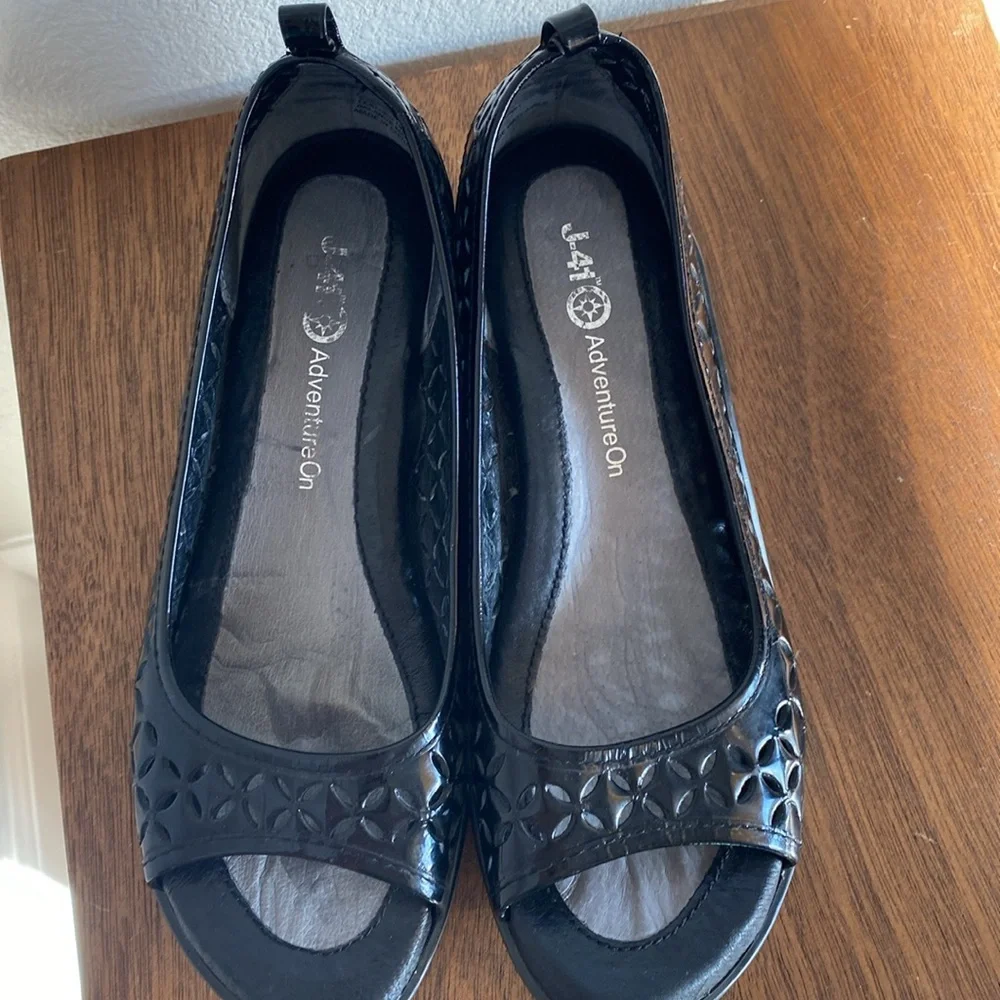 J-41 Adventure On Cosmos Leather Open Toed Black Cutout Shoes, Women’s 6.5M